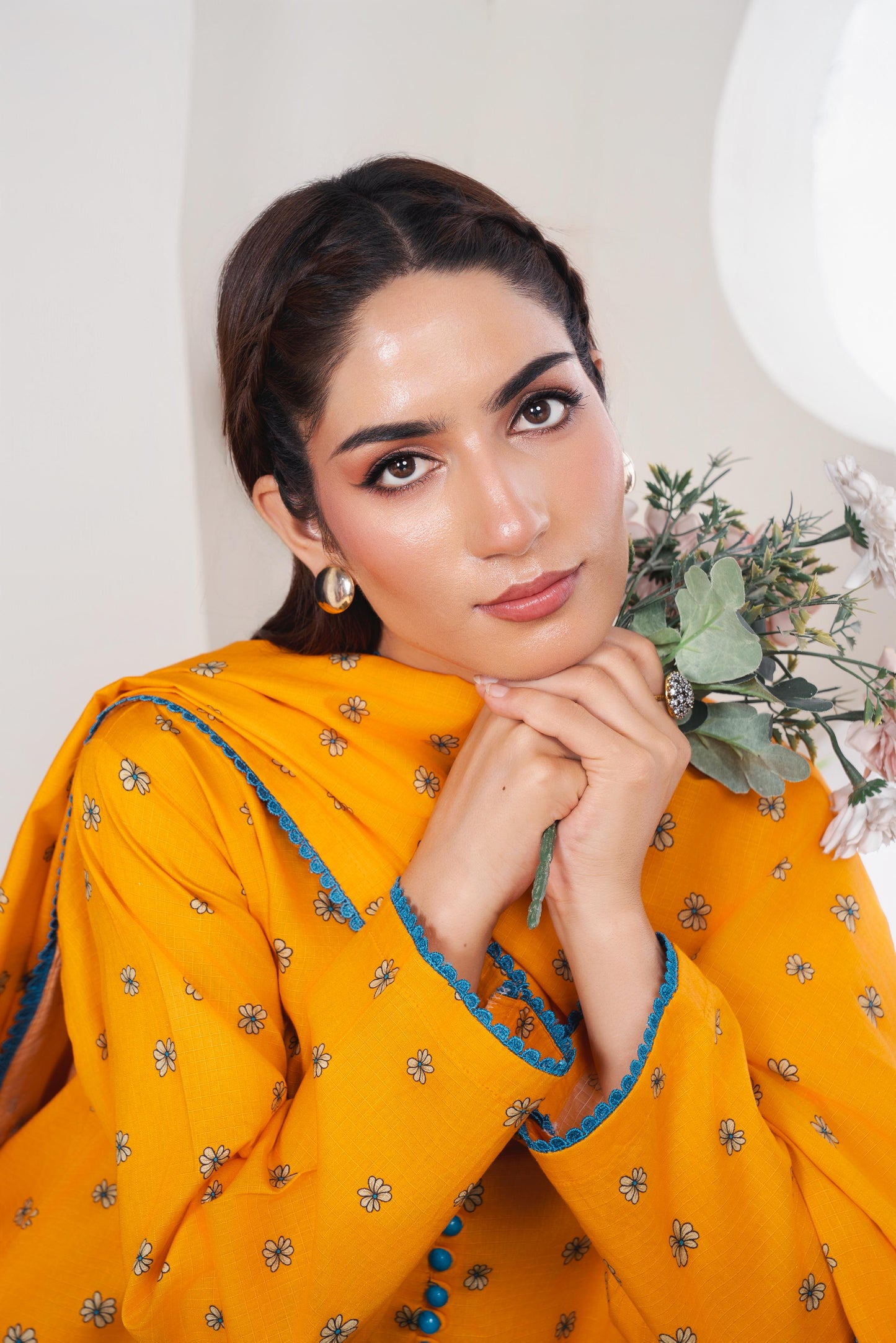 MAHJABEEN Digital Print Lawn 3pcs Bi-1001